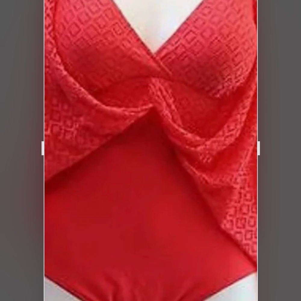Swim Solutions Woman’s Bathing suit Size 16W -NWT-Swim Solutions one piece